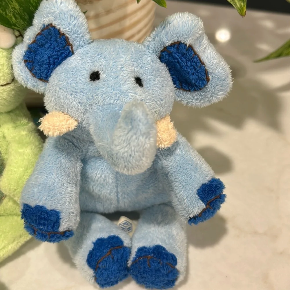 Pottery Barn‎ Kids 2 plush Stuffed Animals 7in Frog and Elephant like new